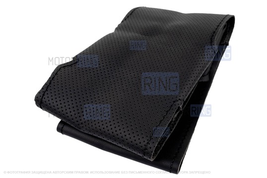 Кожаная оплетка руля Sal-Man анатомической формы с черной строчкой для Лада Гранта