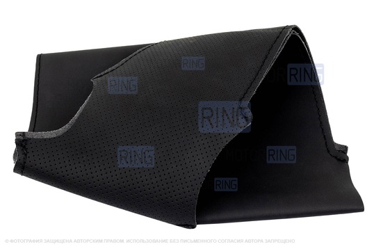 Кожаная оплетка Sal-Man анатомической формы с черной строчкой на руль для Шевроле Нива рестайлинг с 2009 г.в. Нива Тревел, Opel Corsa D 2006-2014 г.в.