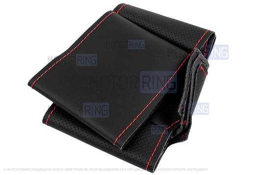 Кожаная оплетка руля Sal-Man анатомической формы с красной строчкой для Лада 4х4 (Нива) Урбан