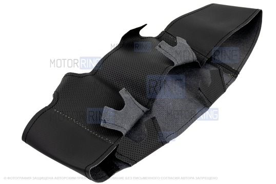 Кожаная оплетка руля Sal-Man анатомической формы с черной строчкой для Лада Калина, Шевроле Нива без подушки безопасности