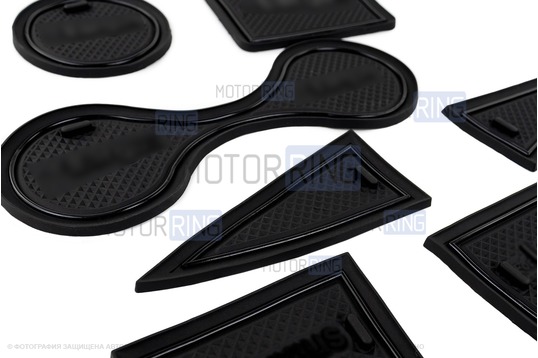 Комплект силиконовых черных ковриков панели приборов и консоли для Лада Ларгус