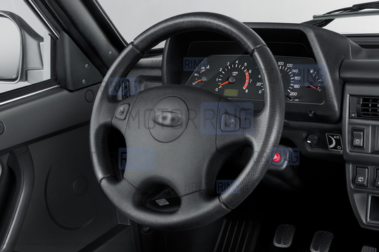 Кожаная оплетка руля Sal-Man анатомической формы с черной строчкой для Лада 4х4 (Нива) Урбан