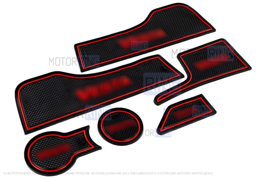 Комплект силиконовых черно-красных ковриков панели приборов и консоли для Лада Веста 2015-2022 годов_1