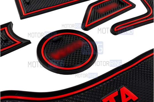 Комплект силиконовых черно-красных ковриков панели приборов и консоли для Лада Веста 2015-2022 годов