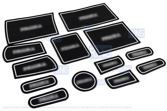 Комплект силиконовых черно-белых ковриков панели приборов и консоли для Лада Приора 1 (2007-2012)_1