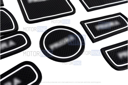 Комплект силиконовых черно-белых ковриков панели приборов и консоли для Лада Приора 1 (2007-2012)