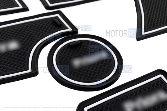 Комплект силиконовых черно-белых ковриков панели приборов и консоли для Лада Приора 2 (2013-2018)