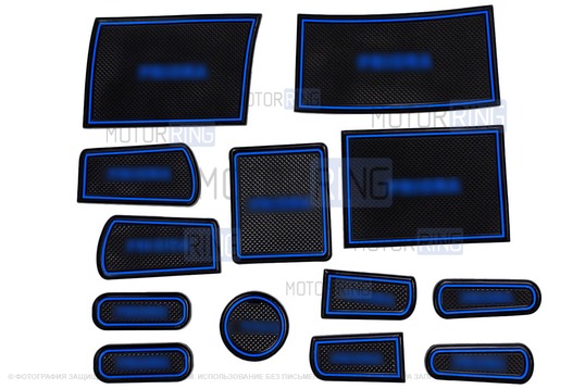 Комплект силиконовых черно-синих ковриков панели приборов и консоли для Лада Приора 1 (2007-2012)
