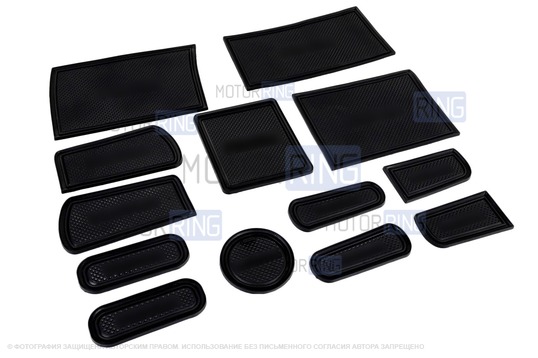 Комплект силиконовых черных ковриков панели приборов и консоли для Лада Приора 1 (2007-2012)_1