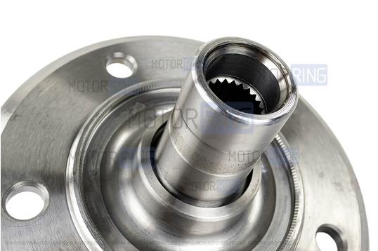 Ступица переднего колеса с втулкой сальника в сборе 24 шлица для Лада 4х4 (Нива) 2004-2016 г.в., Нива Тревел, Шевроле Нива с 2004 г.в.