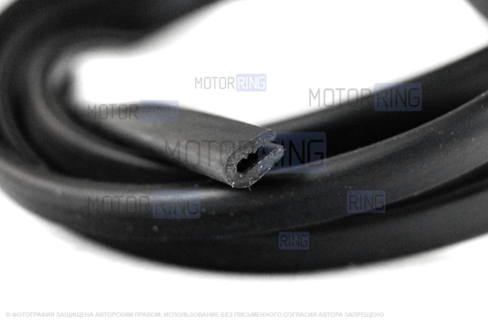 Воздухозаборник Хамелеон на капот с уплотнителем пластиковых накладок (2 метра) для Лада 4х4, Нива Легенд