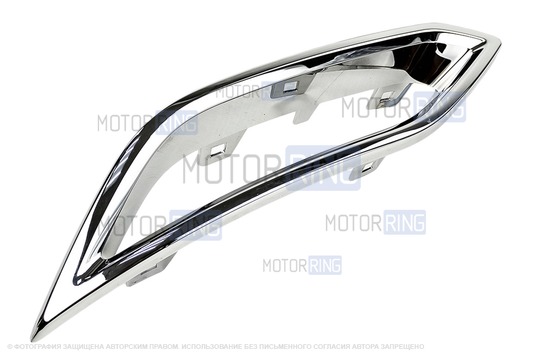 Левая накладка-вставка имитация двойного выхлопа для Лада Веста NG_1