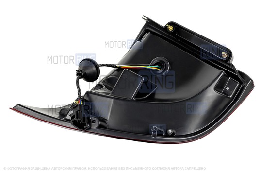 Задний левый красный светодиодный фонарь ML в стиле Мерседес АМГ для Лада Приора
