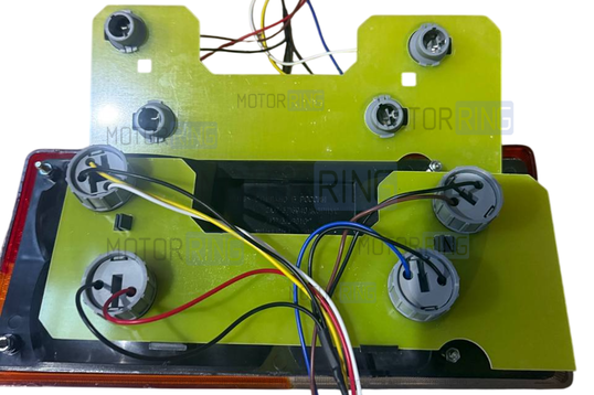 Платы задних фонарей с патронами от Приоры для ВАЗ 2107_1