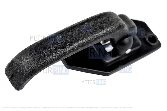 Комплект обивок дверей образца 2105 с пластиковыми ручками стеклоподъемников и ручками дверей образца 2107 для ВАЗ 2101-2107