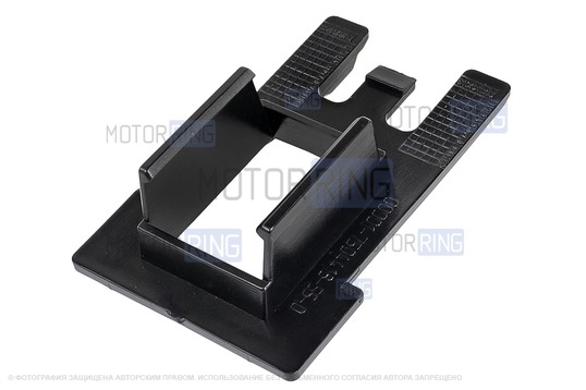 Защелки крепления порогов 16шт для Шевроле Нива с 2009 г.в., Лада Нива Тревел