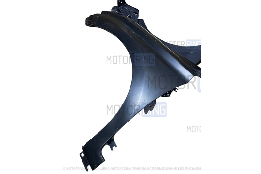 Пластиковое крыло для Лада Икс Рей_1