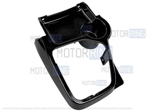 Рамка КПП консоли черная глянцевая в стиле Приоры 2 для Лада Приора до 2013 г.в.