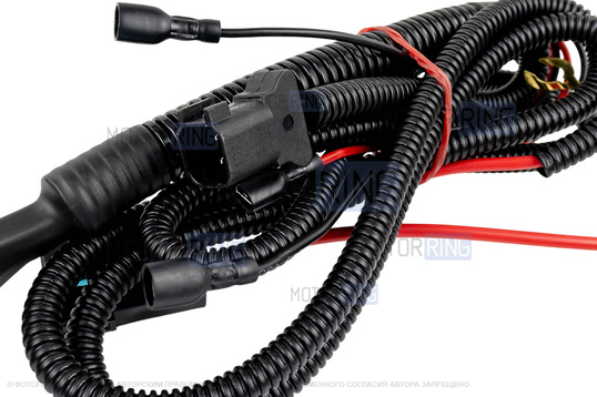 Рожковый воздушный звуковой сигнал SEM-ALI 140 c проводкой штатного подключения для Chevrolet, Nissan, Opel, Volvo 2 поколения, Ford 1 и 2 поколений