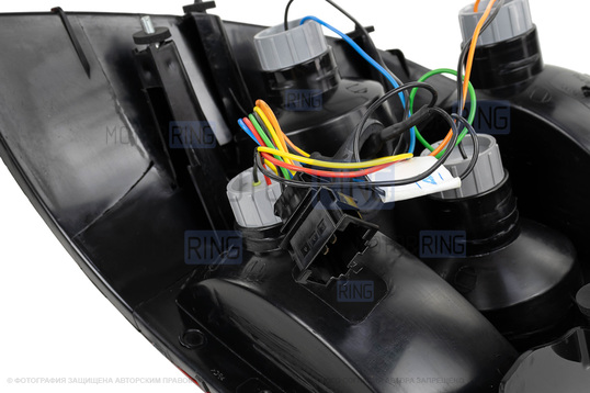 Фонарь задний левый со светодиодым стоп-сигналом в сборе для Лада Приора cедан