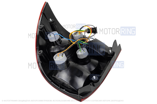 Фонарь задний левый со светодиодым стоп-сигналом в сборе для Лада Приора cедан