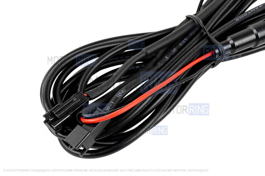 Черные лаковые накладки внутренних порогов Sal-Man с указанием модели (белая подсветка) для 3-дверной Лада 4х4, Нива Легенд