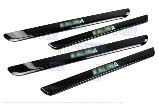 Черные лаковые накладки внутренних порогов Sal-Man с указанием модели (зеленая подсветка) для Лада Калина, Калина 2_1