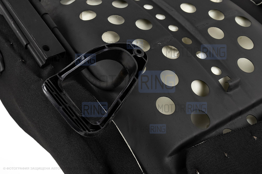 Сиденье переднее водительское с салазками для ВАЗ 2109, 21099, 2114, 2115, Лада 4х4 (Нива) 2131