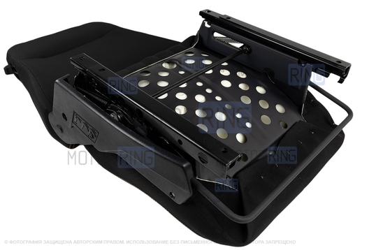 Сиденье переднее водительское с салазками (обивка Урбан) для 3-дверной Лада 4х4 (Нива) до 2019 г.в.