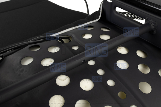 Переднее усиленное водительское сиденье с салазками (подушка образца 2109) для 3-дверной Лада 4х4 (Нива) до 2019 г.в.