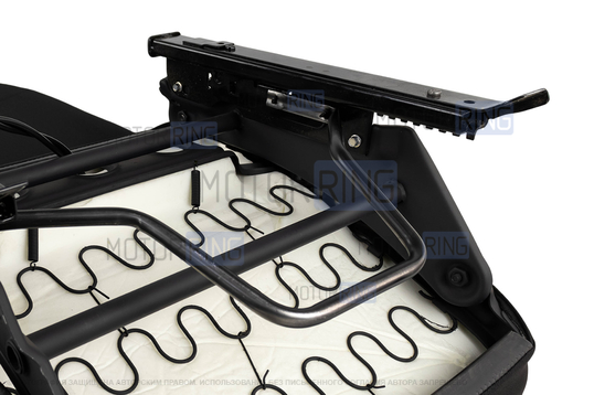 Сиденье переднее водительское с салазками для Шевроле Нива до 2014 г.в.