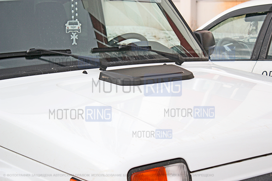 Накладка Утёс черная на капот для Лада 4х4, Нива Легенд