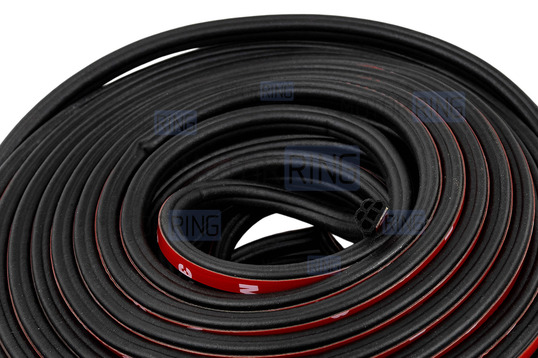 Универсальный 5-камерный уплотнитель дверей, капота, багажника Деталиус длиной 21 метр для Лада и иномарок