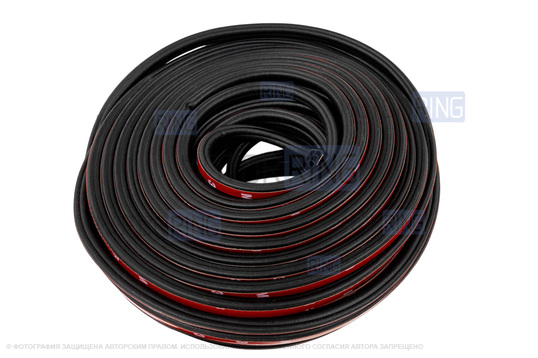 Универсальный 5-камерный уплотнитель дверей, капота, багажника Деталиус длиной 21 метр для Лада и иномарок_1