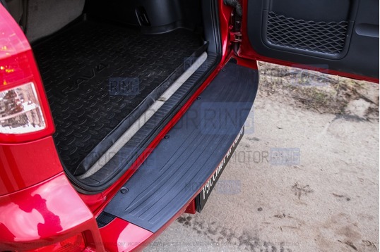 Накладка заднего бампера Русская Артель со скотчем для Toyota Rav4 2006-2010 г.в._1