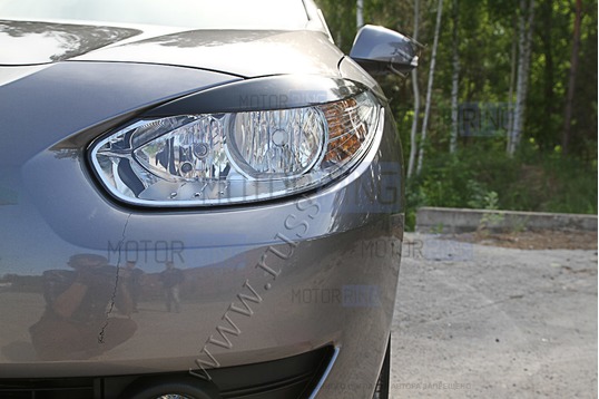 Реснички-накладки на передние фары Русская Артель под покраску для Renault Fluence 2009-2012 г.в.