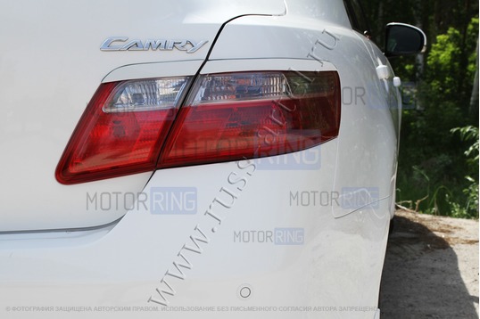 Реснички-накладки на задние фонари Русская Артель под покраску для Toyota Camry V40 2009-2011 г.в._1
