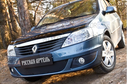 Зимняя заглушка решетки переднего бампера Русская Артель для Renault Logan 2010-2013 г.в.