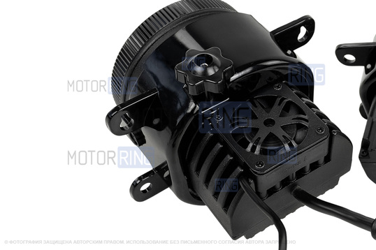Диодные ПТФ Sal-Man 120W 32000lux (ближний, дальний) с защитой от перегрева и запотевания для Лада Гранта FL, Веста 2015-2021 г.в., Икс Рей, Ларгус FL, Нива Урбан, Нива Тревел 2021-2025 г.в., Искра, Рено