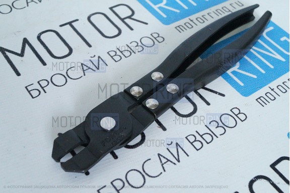 Съемник ленточных хомутов шруса российских машин FORCE