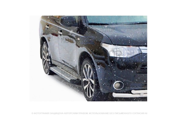 Защита порогов ТехноСфера Бумер алюминиевая с резинкой для Mitsubishi Outlander 2012-2015 г.в.