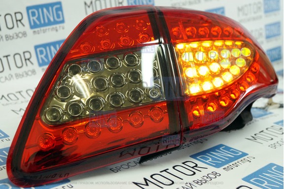 Светодиодные задние тюнинг фонари красные тонированные на Toyota Corolla 2007-2009 г.в.
