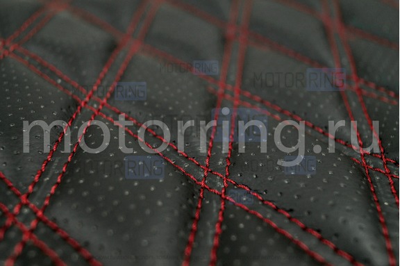 Комплект для сборки сидений Recaro экокожа (центр с перфорацией) с цветной строчкой Ромб/Квадрат для ВАЗ 2108-21099, 2113-2115, 5-дверная Нива 2131