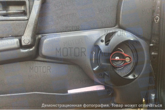Подиумы VS-Avto под 16см динамики для ВАЗ 2108-21099, 2113 с электростеклоподъемниками