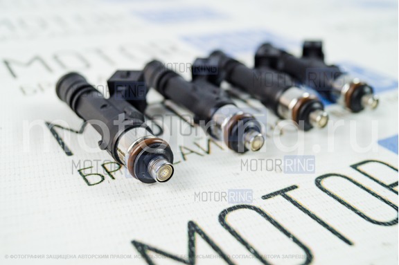 Комплект форсунок BOSCH 502 для ВАЗ 2108-21099, 2110-2112, 2113-2115, Лада Калина, Приора, 4х4 (Нива)