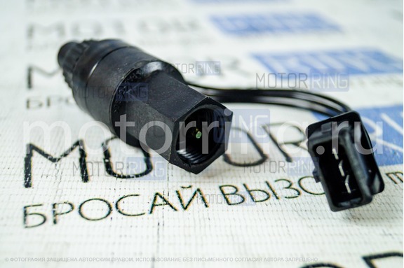 Датчик скорости Курск с плоским разъемом и проводом для ВАЗ 2101-2107, 2108-21099, 2110-2112, 2113-2115, Лада 4х4 (Нива)