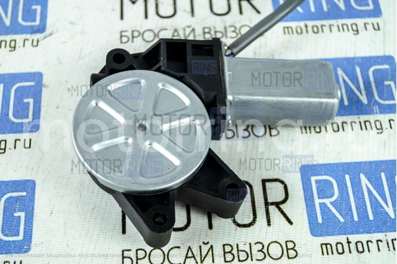 Мотор стеклоподъемника 1118 правый Маленький для Лада Калина