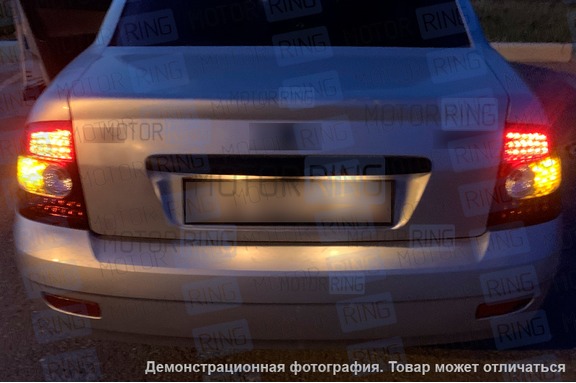 Задние фонари с диодными повторителями, стопами и габаритами для Лада Приора седан, хэтчбек