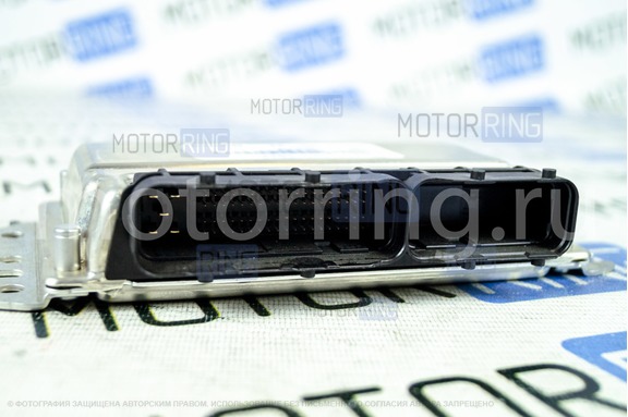 Контроллер ЭБУ BOSCH 2104-1411020-10 (М7.9.7) для инжекторных 8 кл ВАЗ 2104, 2105, 2107