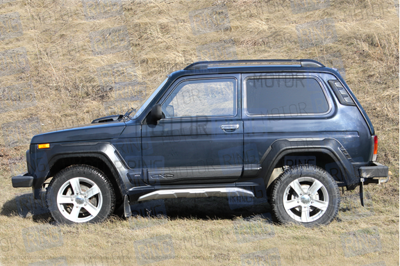Декоративные накладки на пороги, арки и двери OffRoad Elegance для 3-дверной Лада Нива Легенд